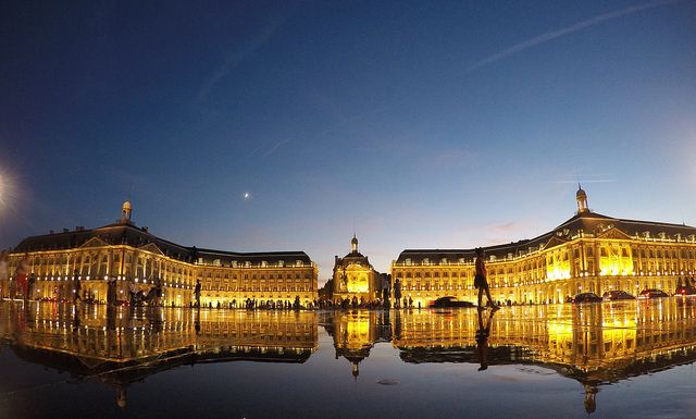 francia Burdeos verano noche luces
