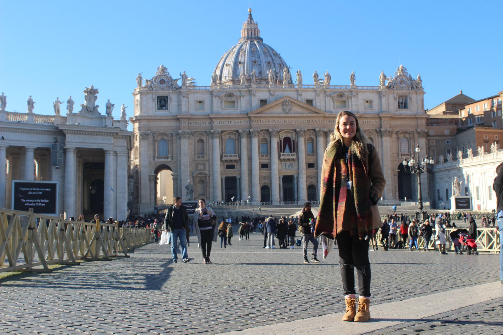 italia roma occ 2017 invierno vaticano chica